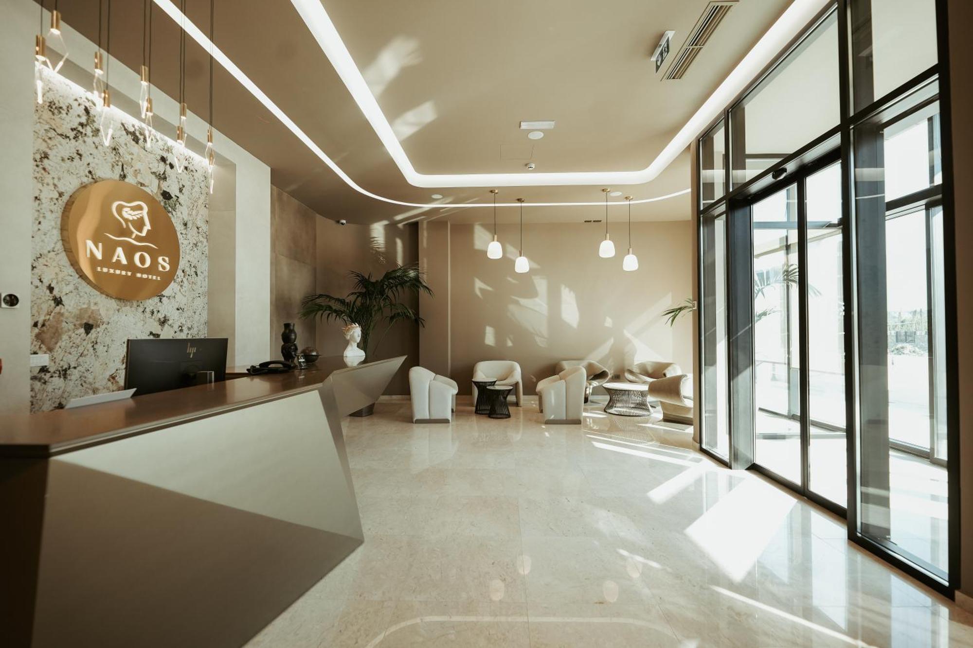 Naos Luxury * Orikum