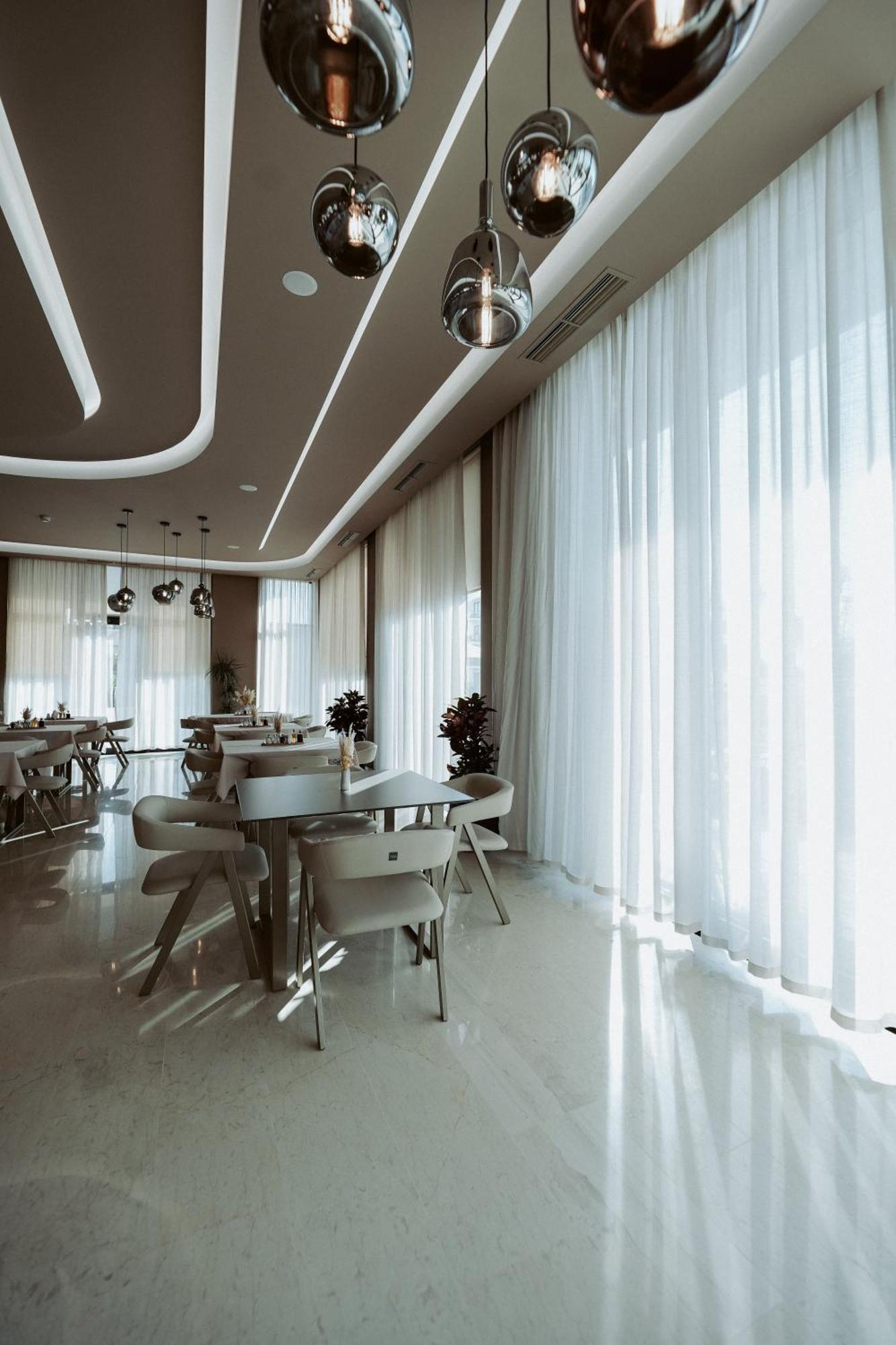 Naos Luxury Hotel