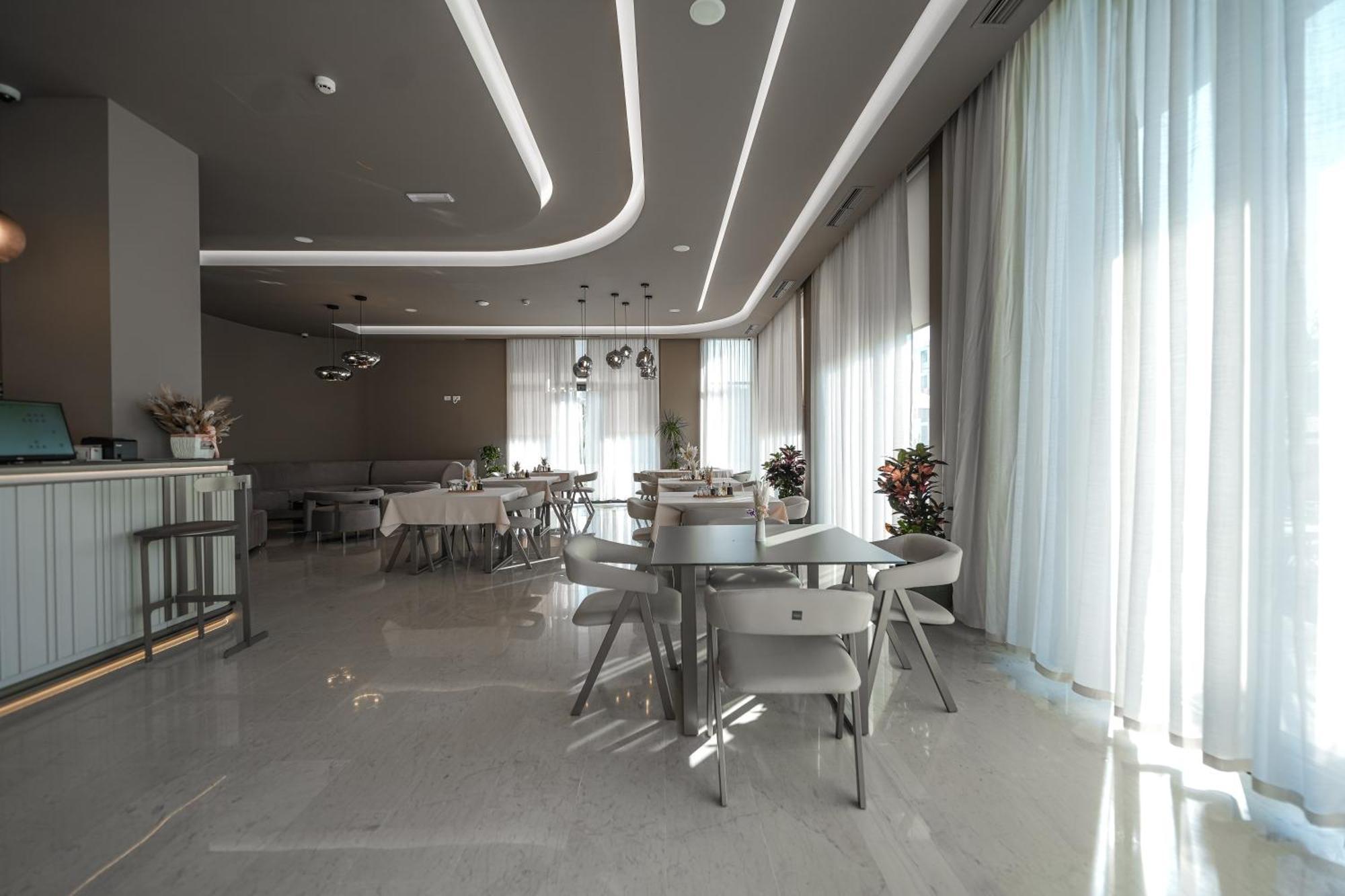 Naos Luxury * Orikum
