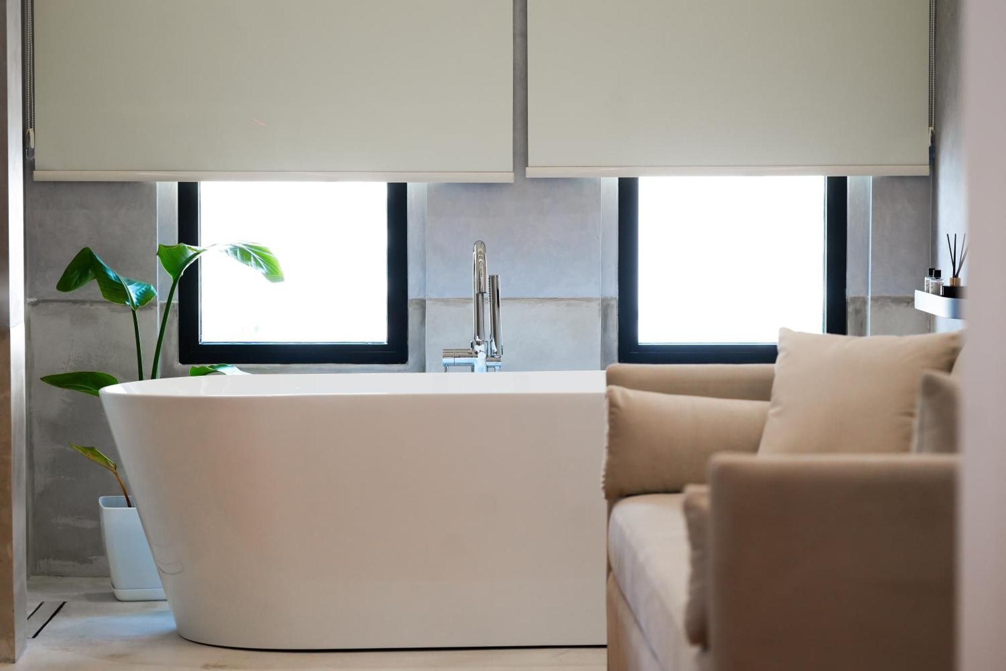 Naos Luxury *