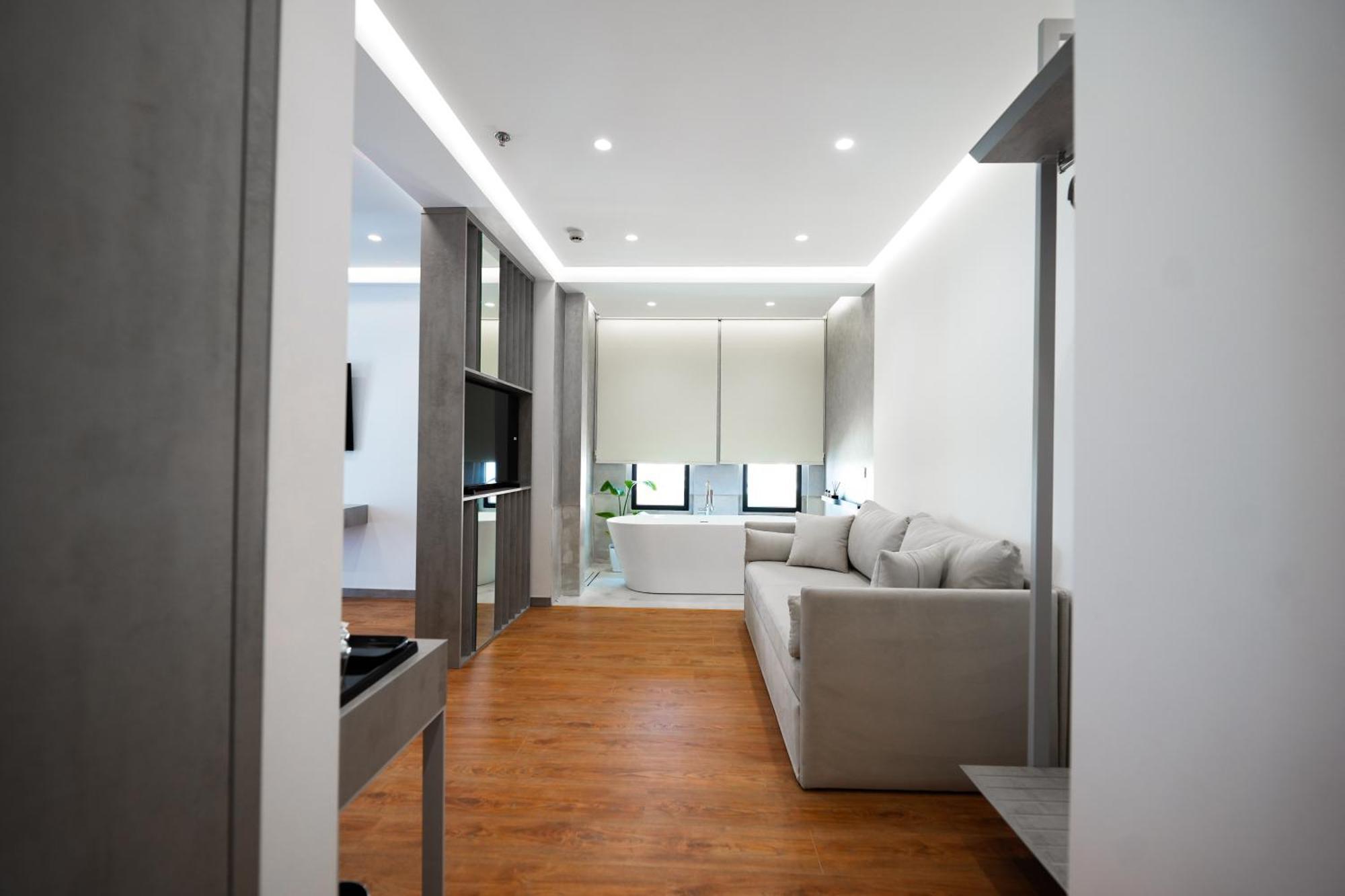 Naos Luxury *